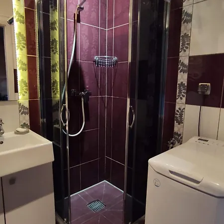 500 Metrow Od Wjazdu Na A4 * Руда-Слёнска